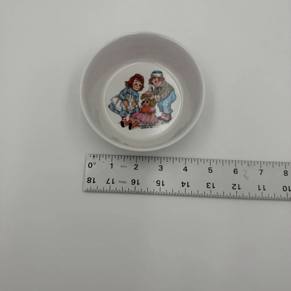 Vintage‎ Oneida Deluxe Raggedy Ann and Andy Melamine Bowl 1969 White 3258 5in